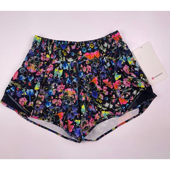 Lululemon Hotty Hot LR Short 4” Lined Black Multi Floral Print Size 4 NWT - Picture 1 of 10